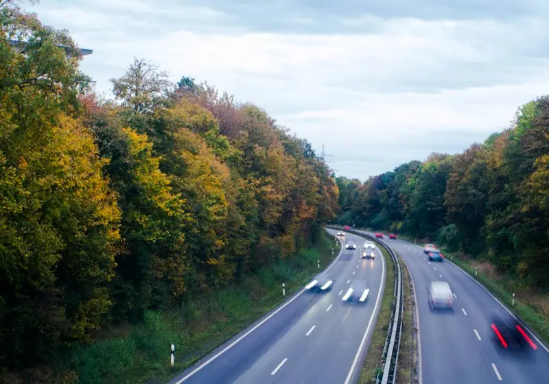 Autobahn in Deutschland als Symbol für den Fernumzug